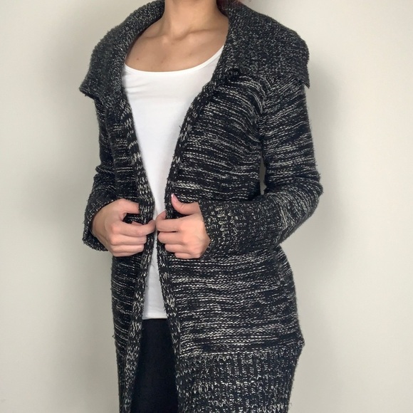 Forever 21 Black Long Sweater - Picture 2 of 14